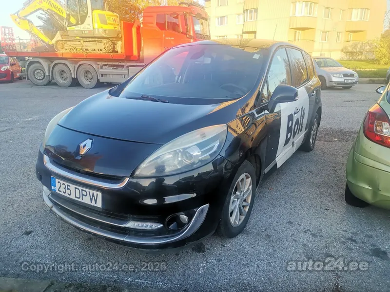 Renault Scenic - 1