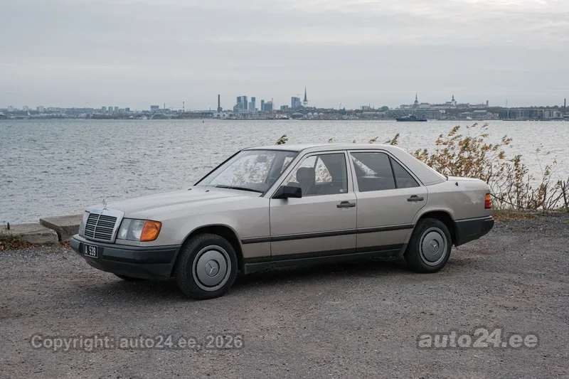 Mercedes-Benz Mercedes-Benz 200