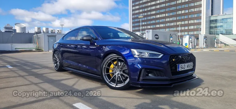 Audi S5 - 1