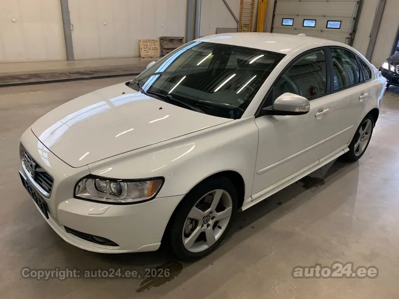 Volvo S40 - 1