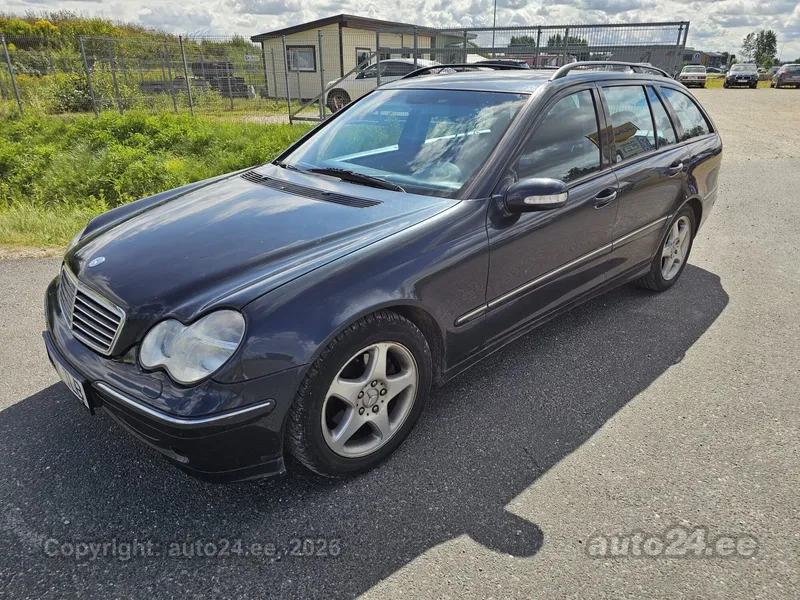Mercedes-Benz Mercedes-Benz C 220