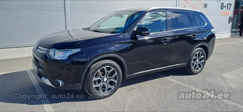 Mitsubishi Outlander - 1