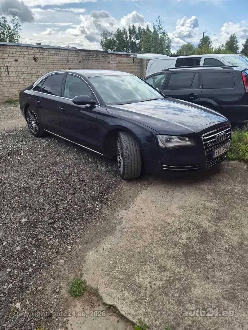 Audi A8 - 1