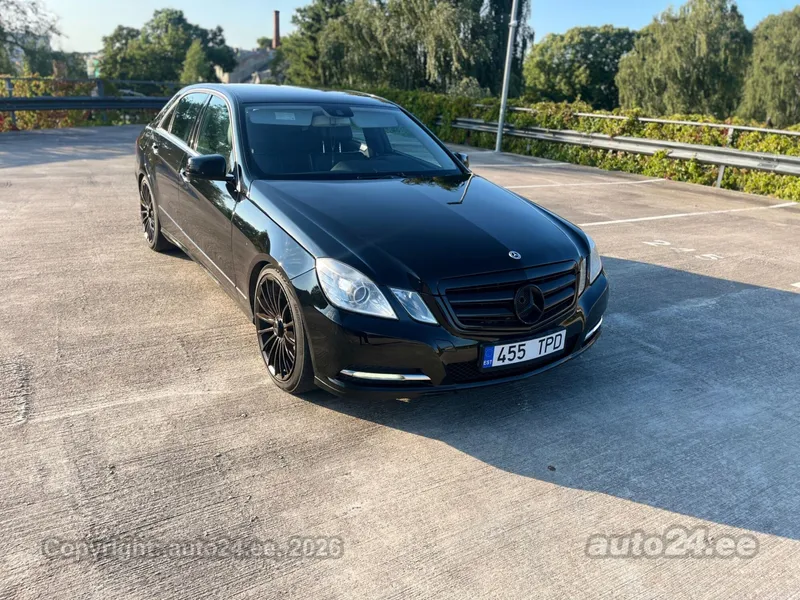 Mercedes-Benz E 250 - 1