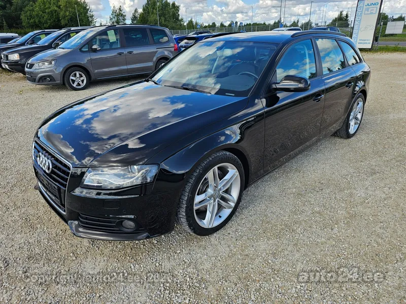 Audi A4 - 1
