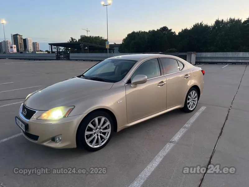 Lexus IS 250 - 1