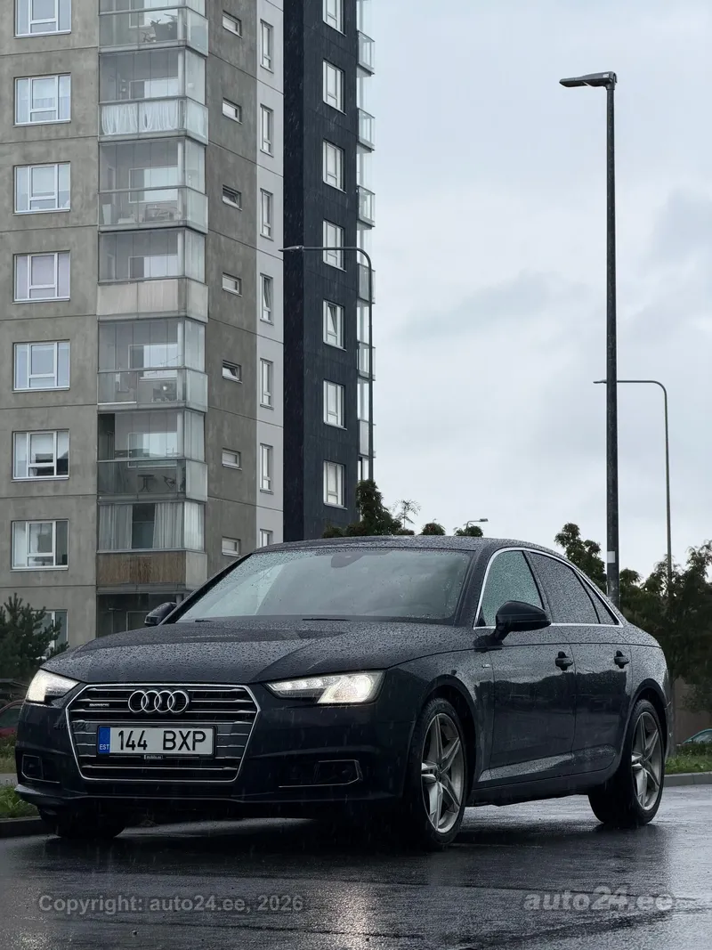 Audi A4 - 1