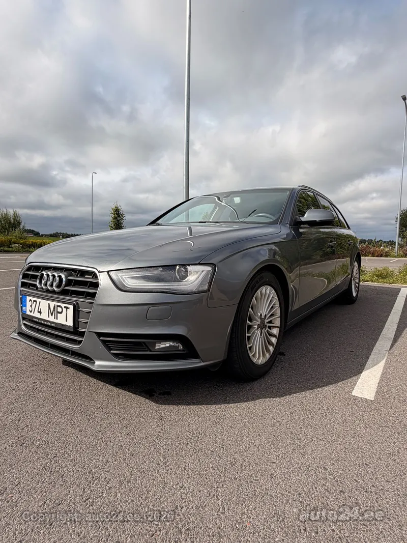 Audi A4 - 1