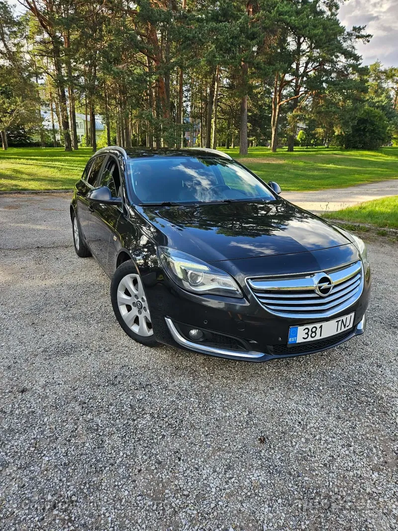 Opel Insignia - 1