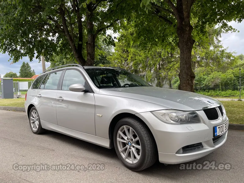 BMW 320 - 1