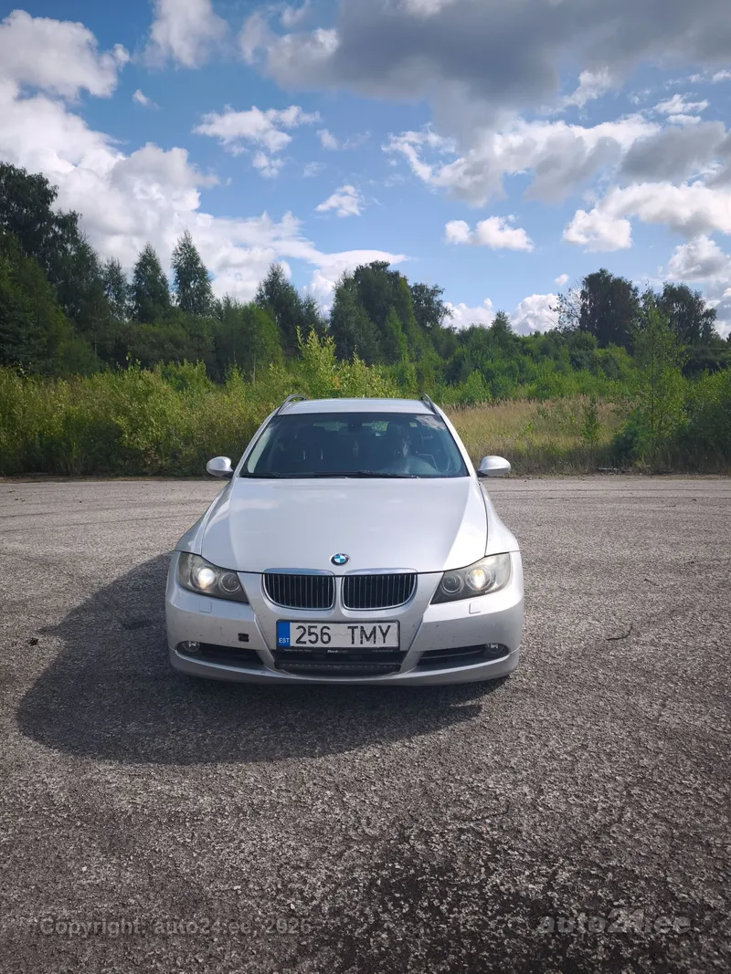 BMW 330 - 1