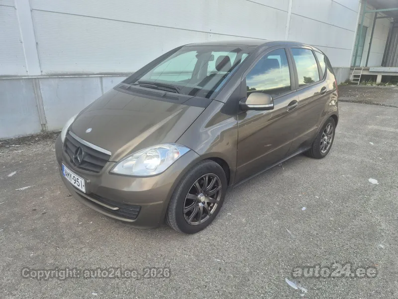 Mercedes-Benz Mercedes-Benz A 180