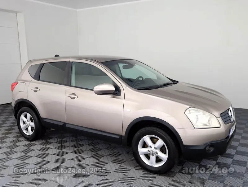 Nissan Qashqai - 1