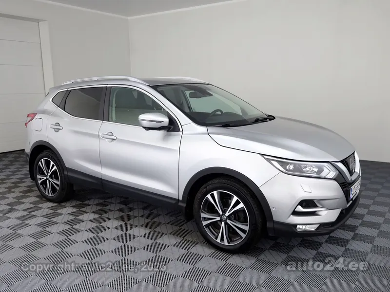 Nissan Qashqai - 1