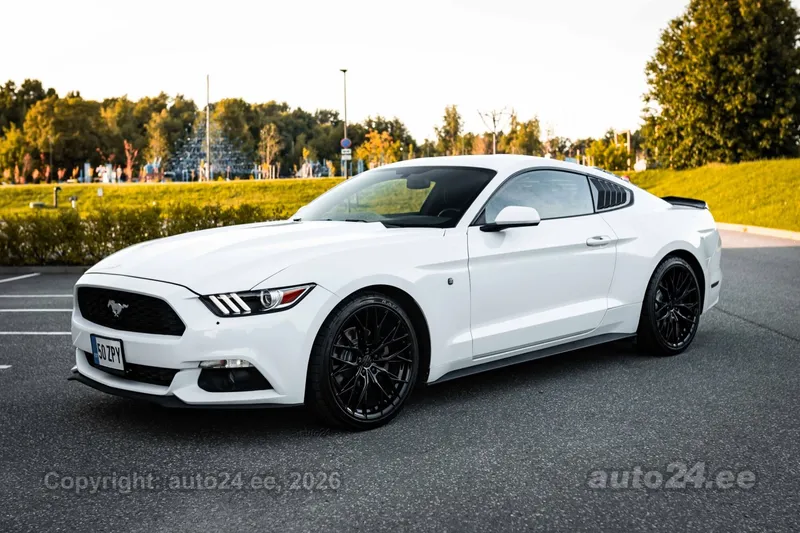 Ford Mustang - 1