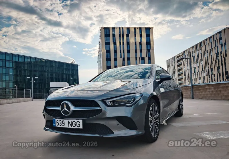 Mercedes-Benz CLA 220 - 1
