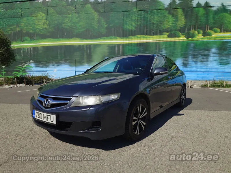 Honda Accord - 1