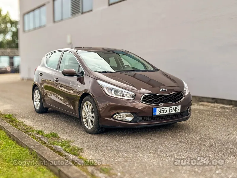 KIA cee'd - 1