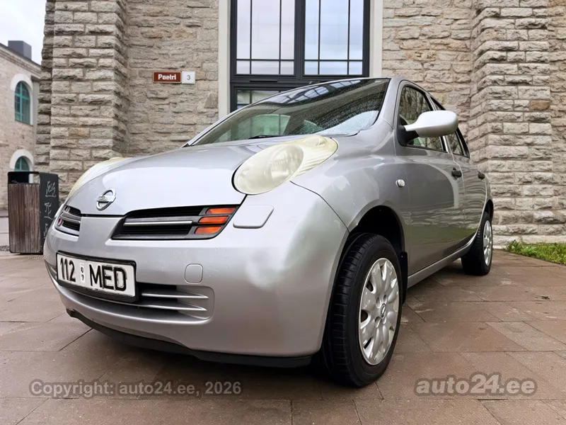 Nissan Micra - 1