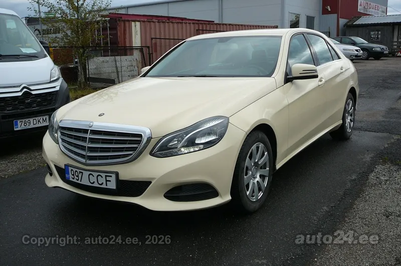 Mercedes-Benz E 200 - 1