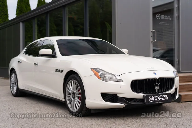 Maserati Quattroporte - 1