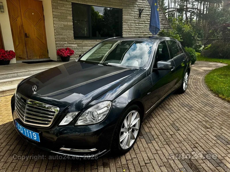 Mercedes-Benz E 200 - 1