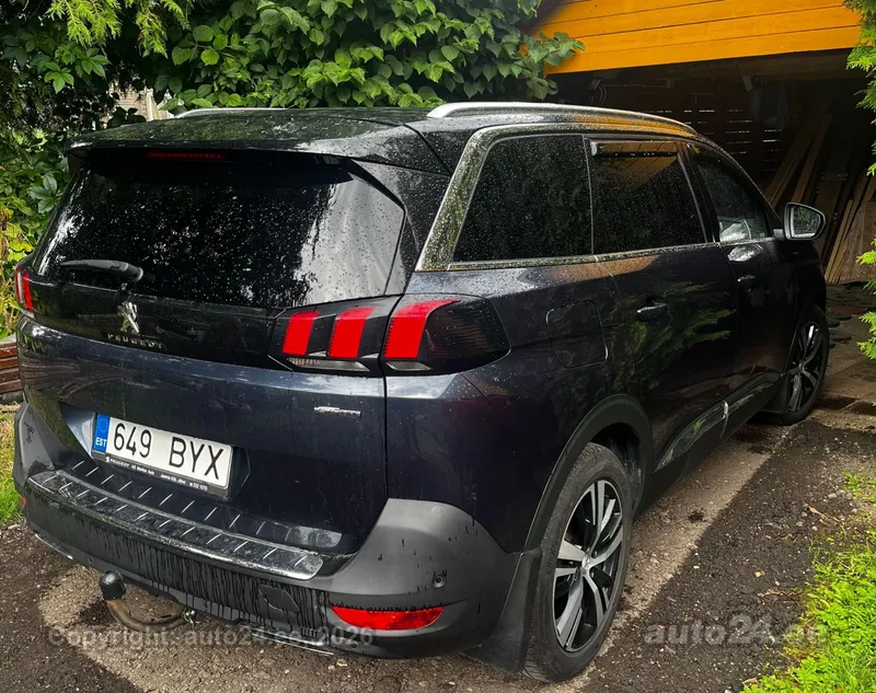 Peugeot 5008 - 1