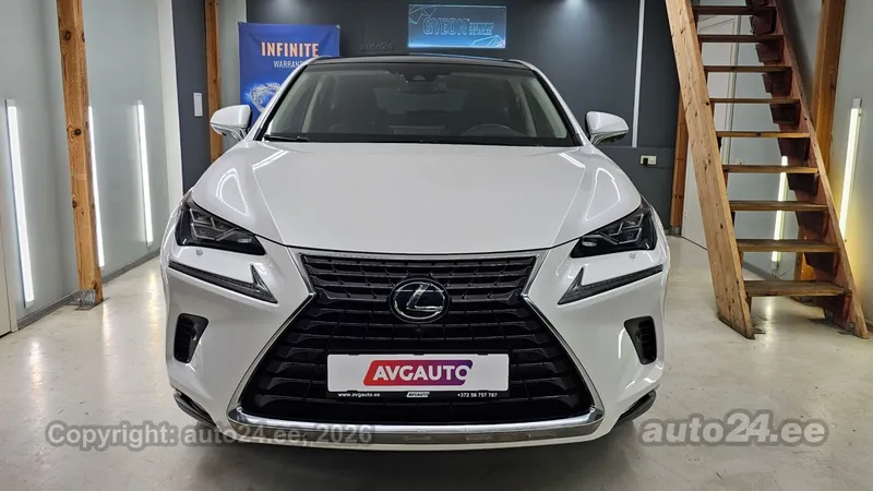 Lexus NX 300h - 1