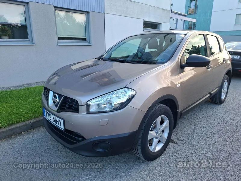 Nissan Qashqai - 1
