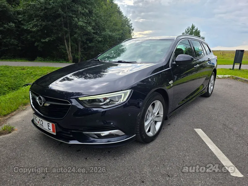 Opel Insignia - 1