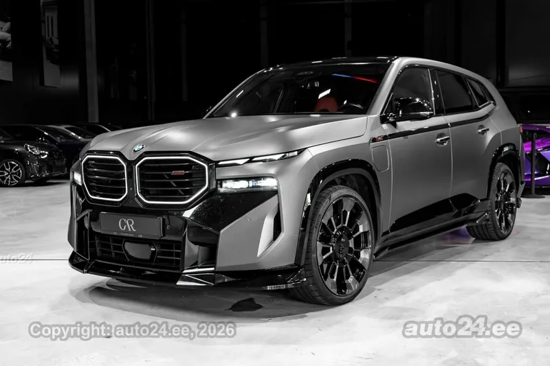 BMW XM - 1