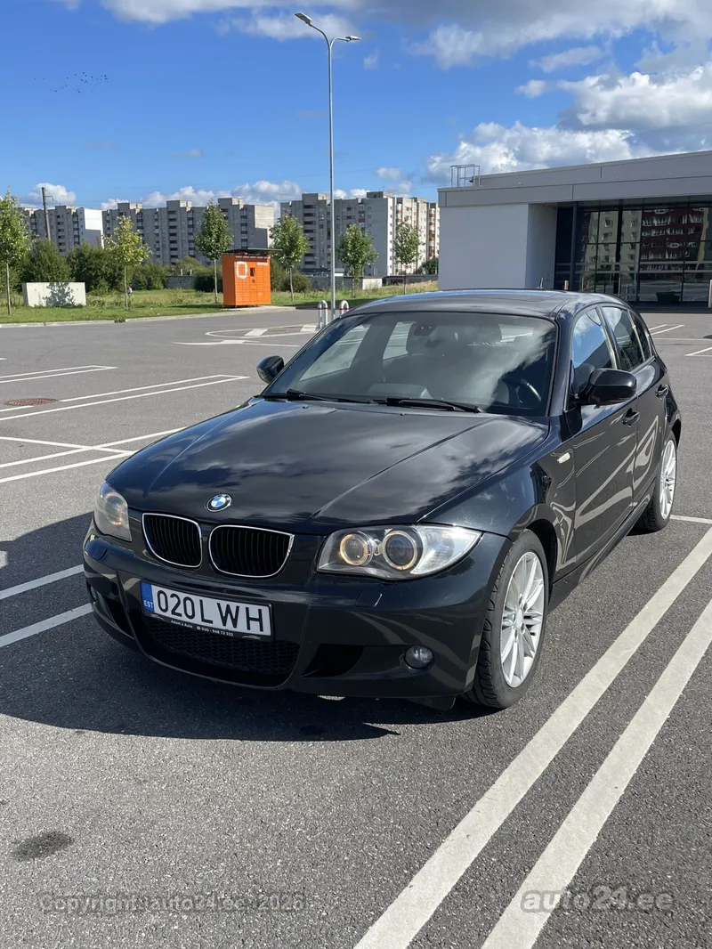 BMW 120 - 1