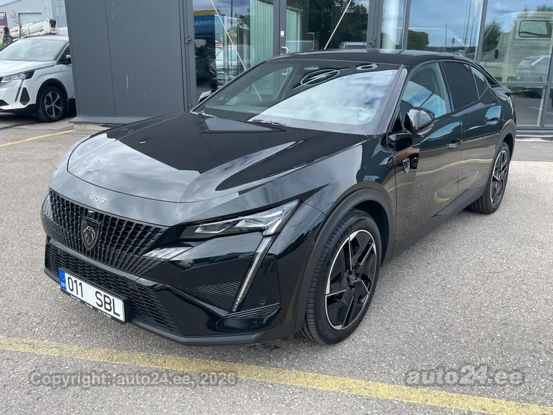 Peugeot 408 - 1