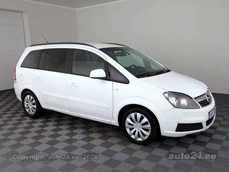 Opel Zafira - 1