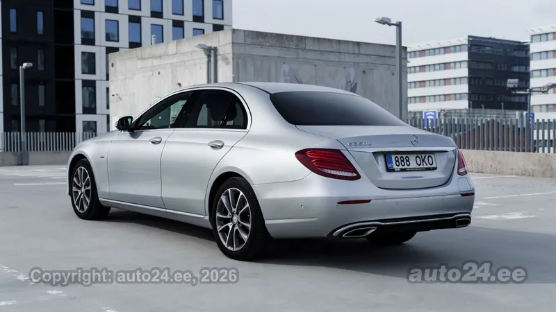 Mercedes-Benz E 350 - 1