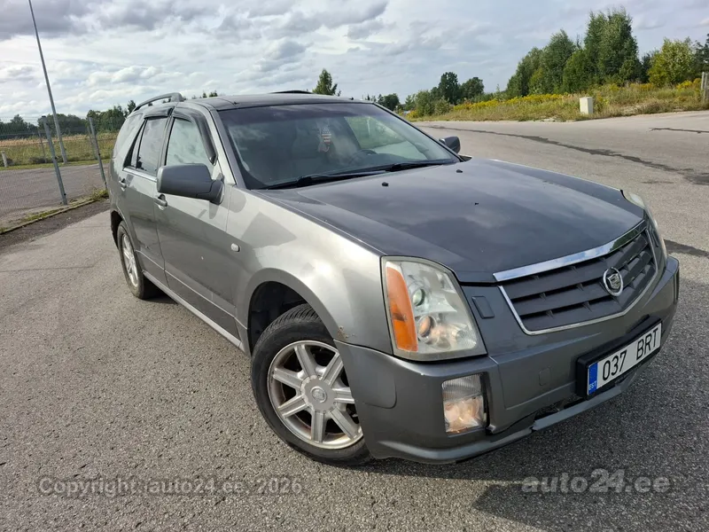 Cadillac SRX - 1