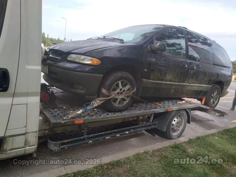 Chrysler Grand Voyager - 1