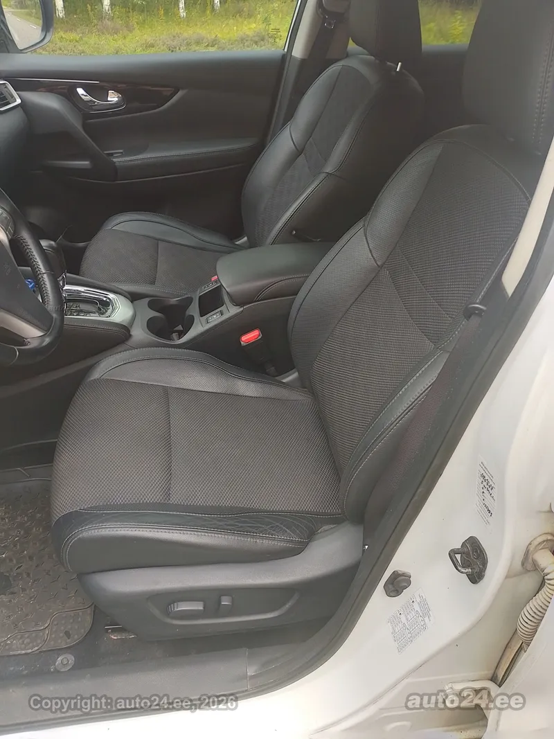 Nissan Qashqai - 1