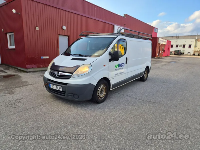 Opel Vivaro - 1