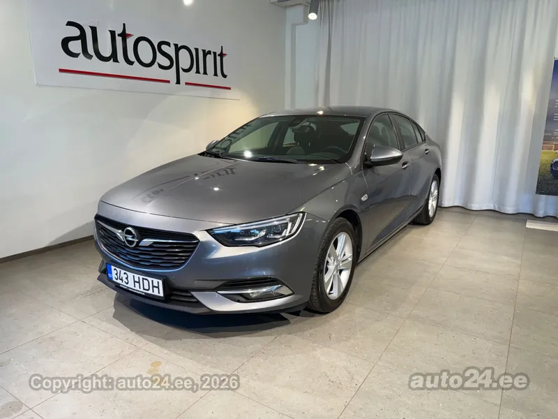 Opel Insignia - 1