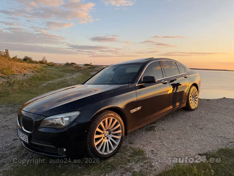 BMW 740 - 1