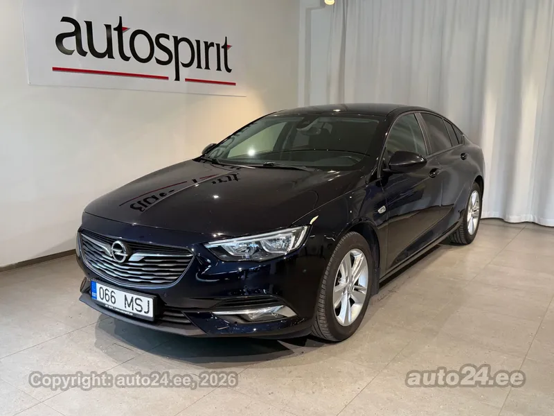 Opel Insignia - 1