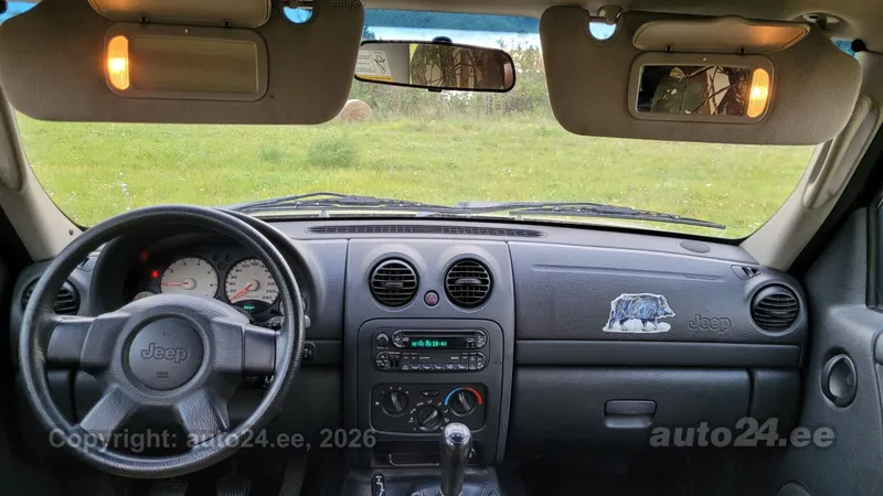 Jeep Cherokee - 1