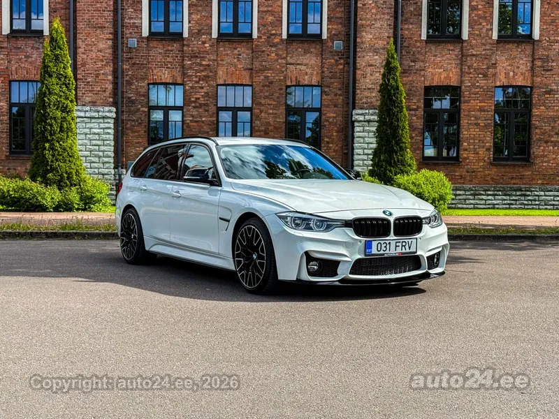 BMW 330 - 1