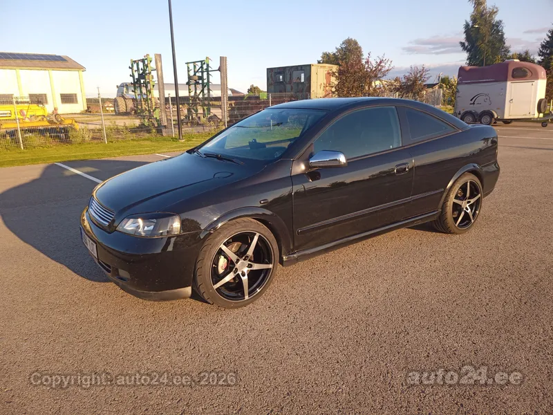 Opel Astra Coupe - 1