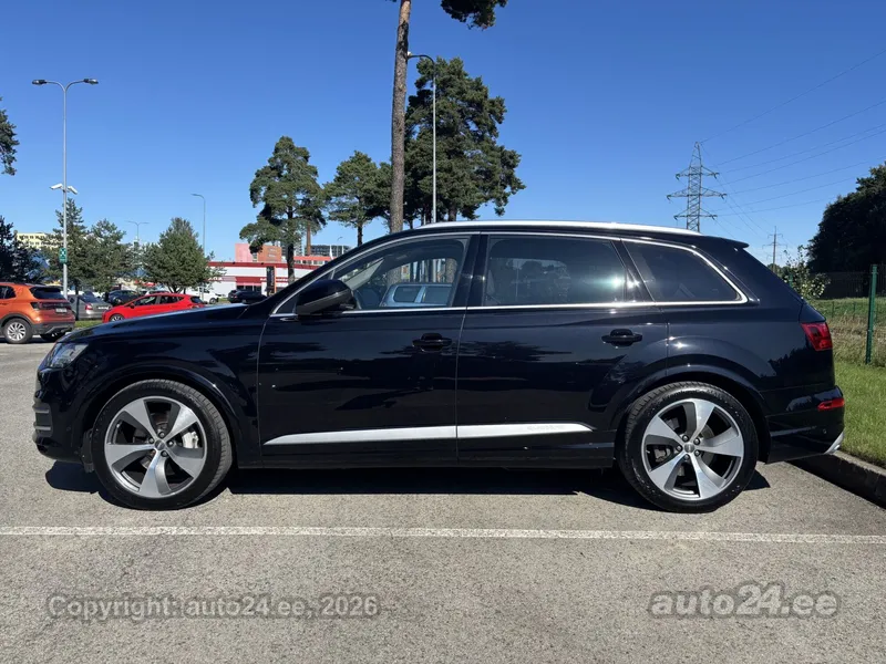 Audi Q7 - 1