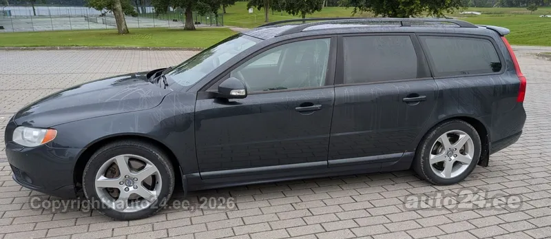 Volvo V70 - 1