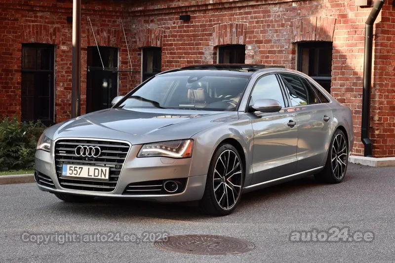 Audi A8 - 1