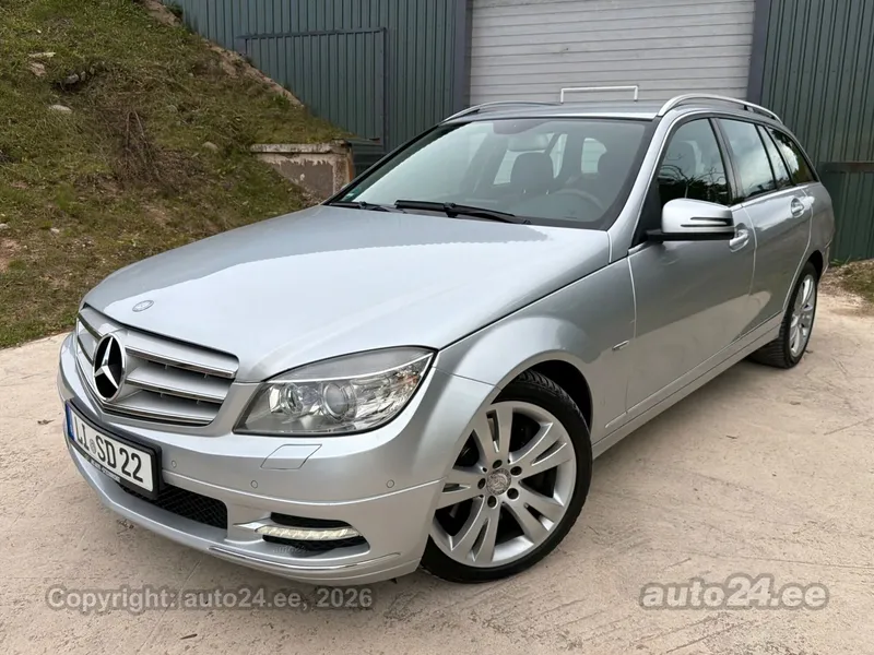 Mercedes-Benz C 350 - 1