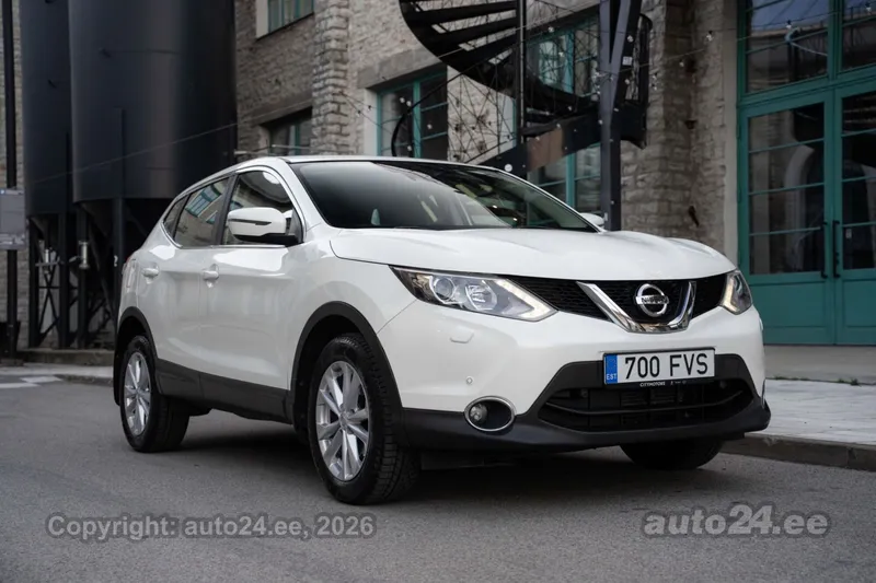 Nissan Qashqai - 1